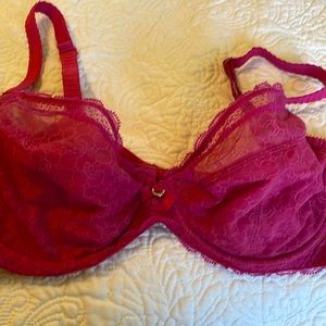 Pink Lace Chantelle Bra size D 36-38